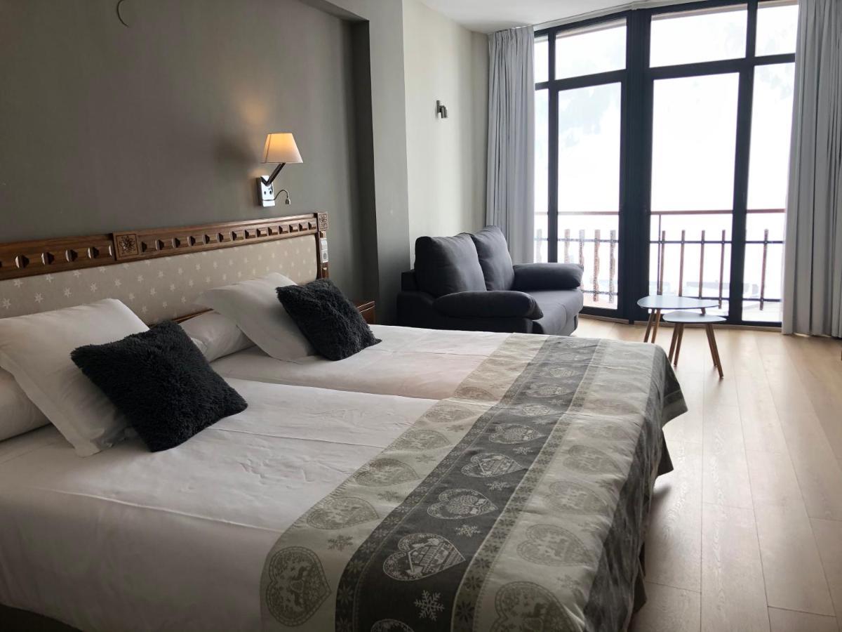 Hotel Edelweiss Candanchu Luaran gambar