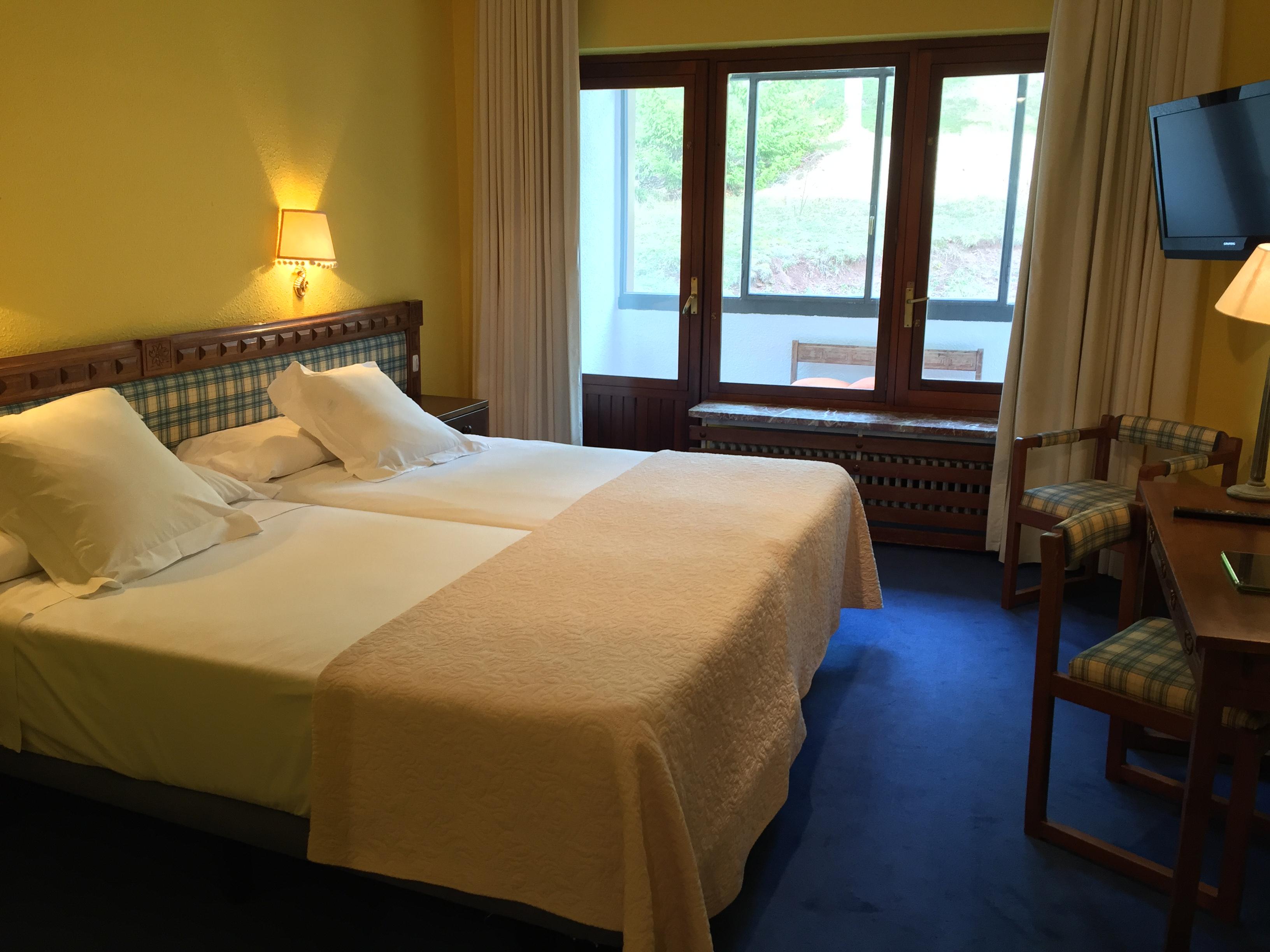 Hotel Edelweiss Candanchu Luaran gambar
