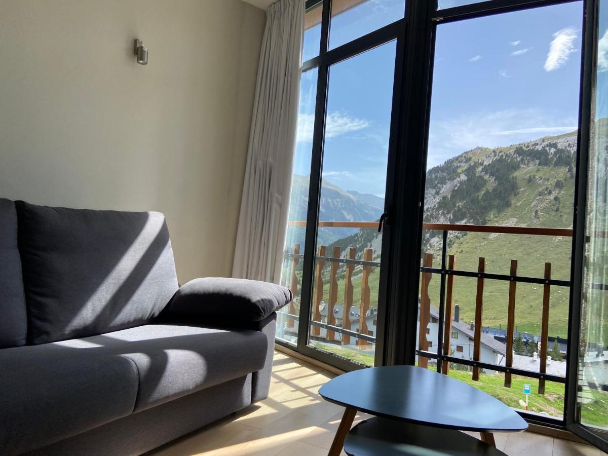 Hotel Edelweiss Candanchu Luaran gambar