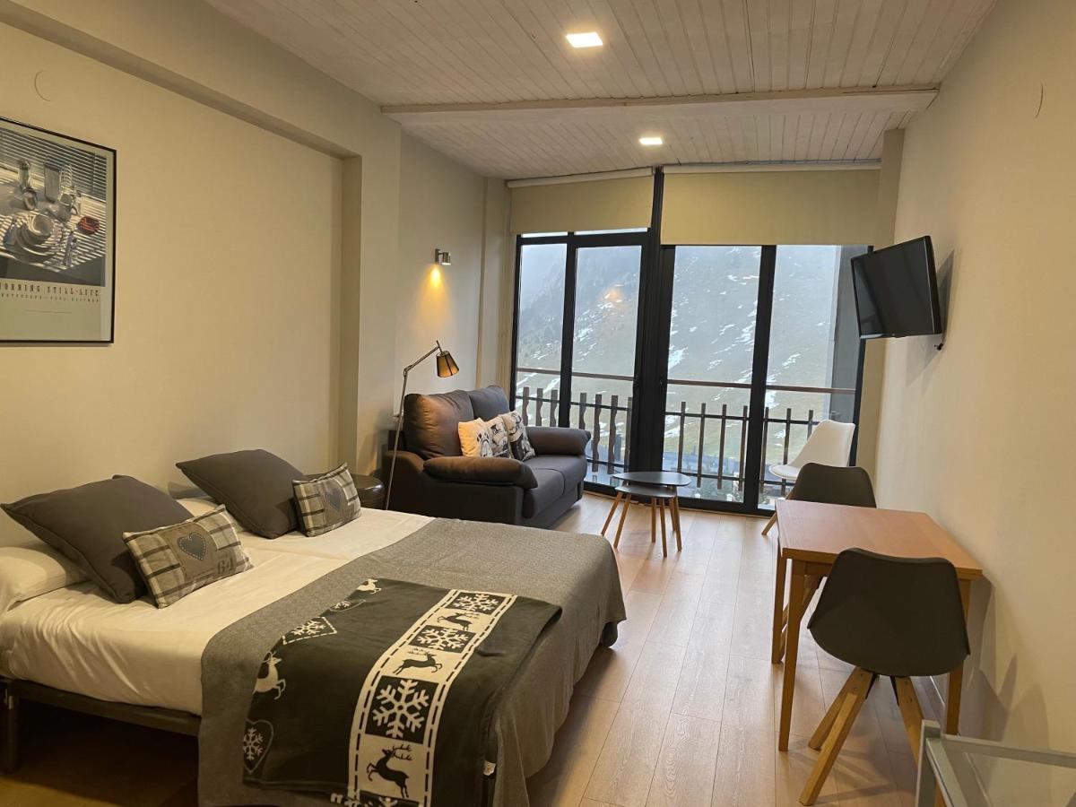 Hotel Edelweiss Candanchu Luaran gambar