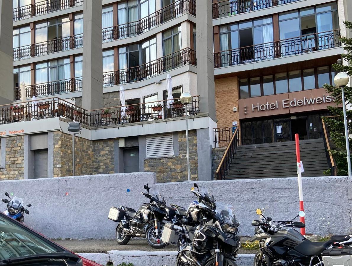 Hotel Edelweiss Candanchu Luaran gambar