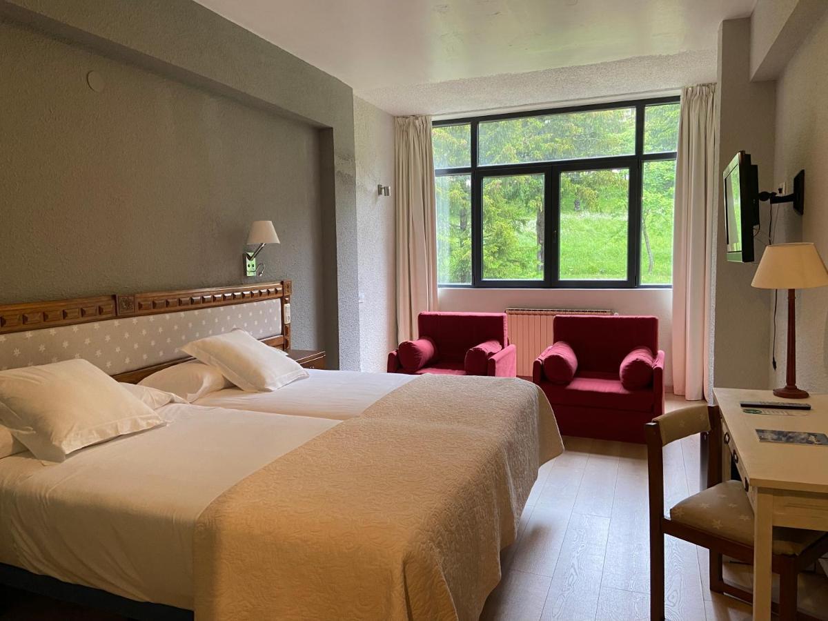 Hotel Edelweiss Candanchu Luaran gambar