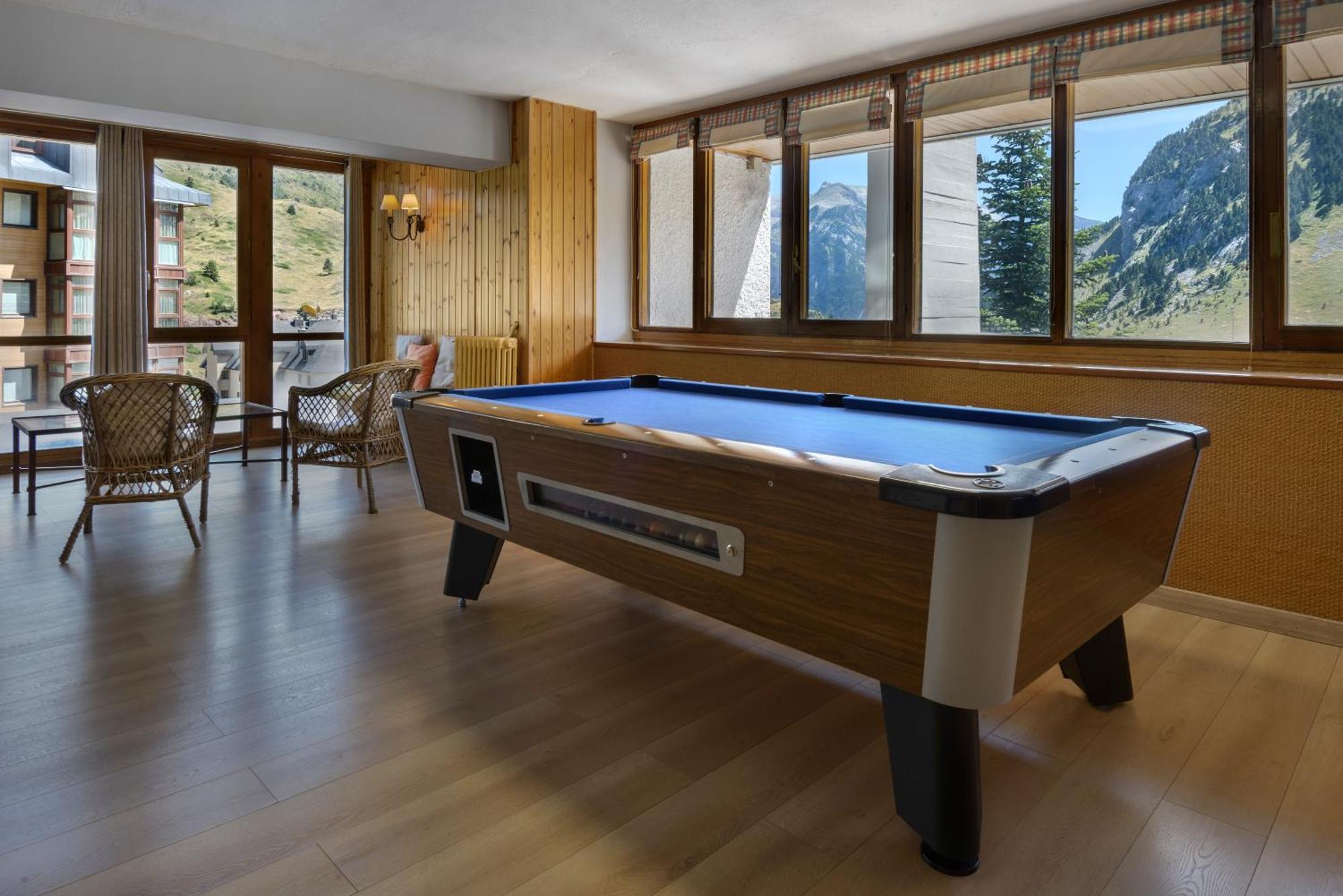 Hotel Edelweiss Candanchu Luaran gambar