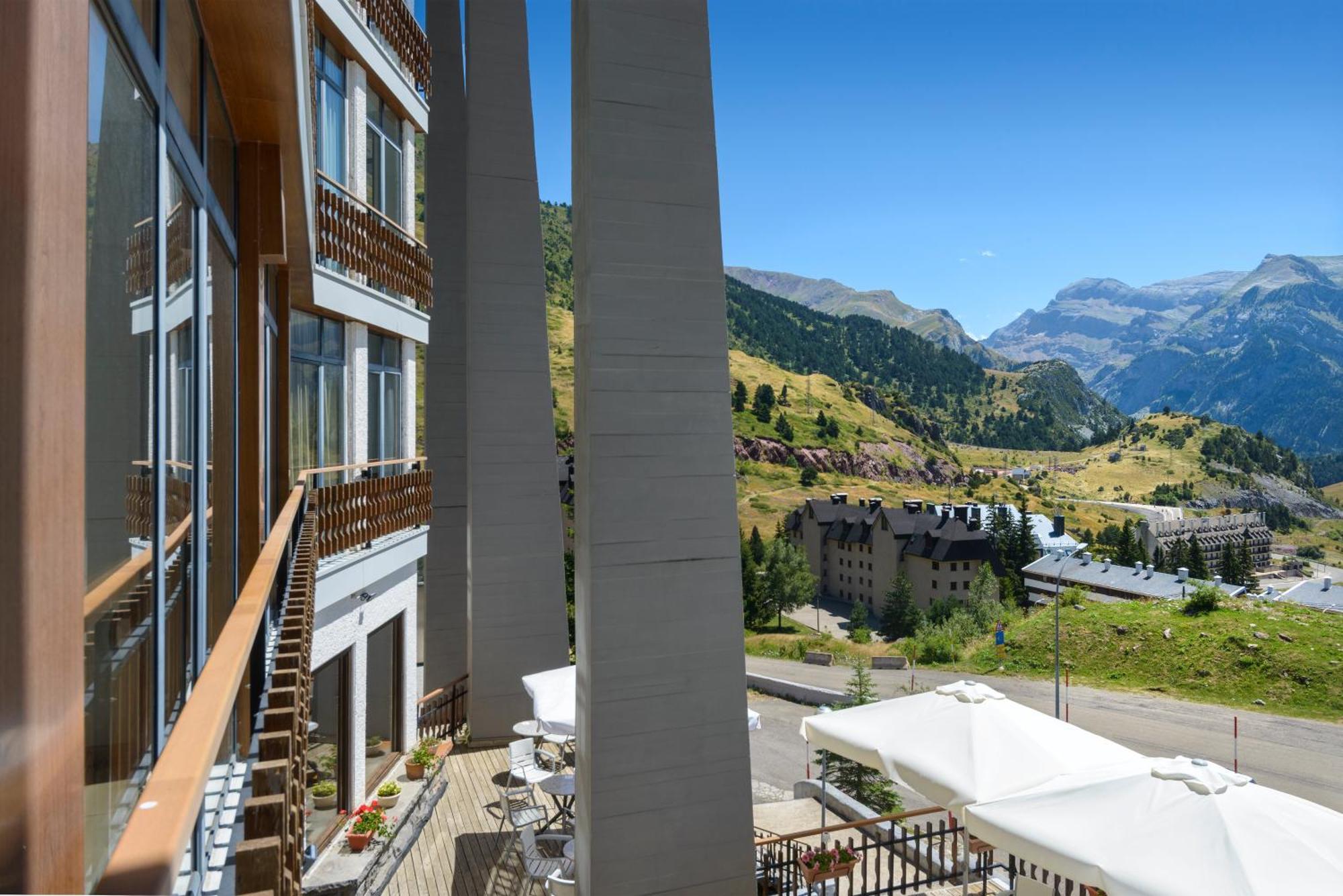 Hotel Edelweiss Candanchu Luaran gambar