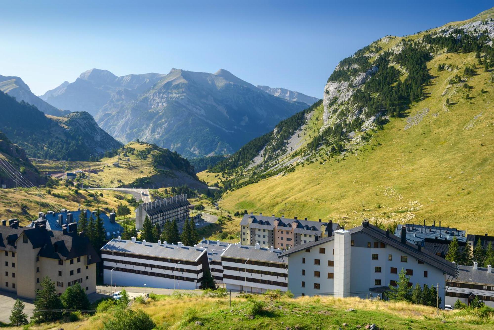 Hotel Edelweiss Candanchu Luaran gambar