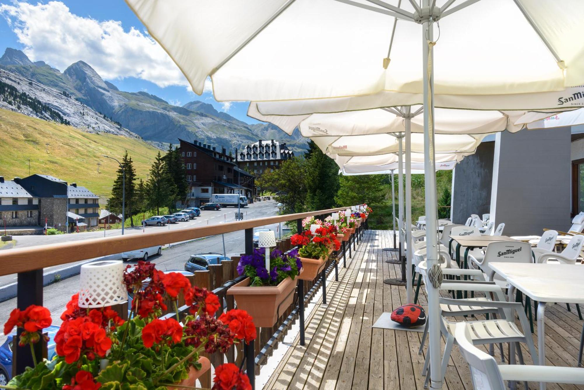 Hotel Edelweiss Candanchu Luaran gambar