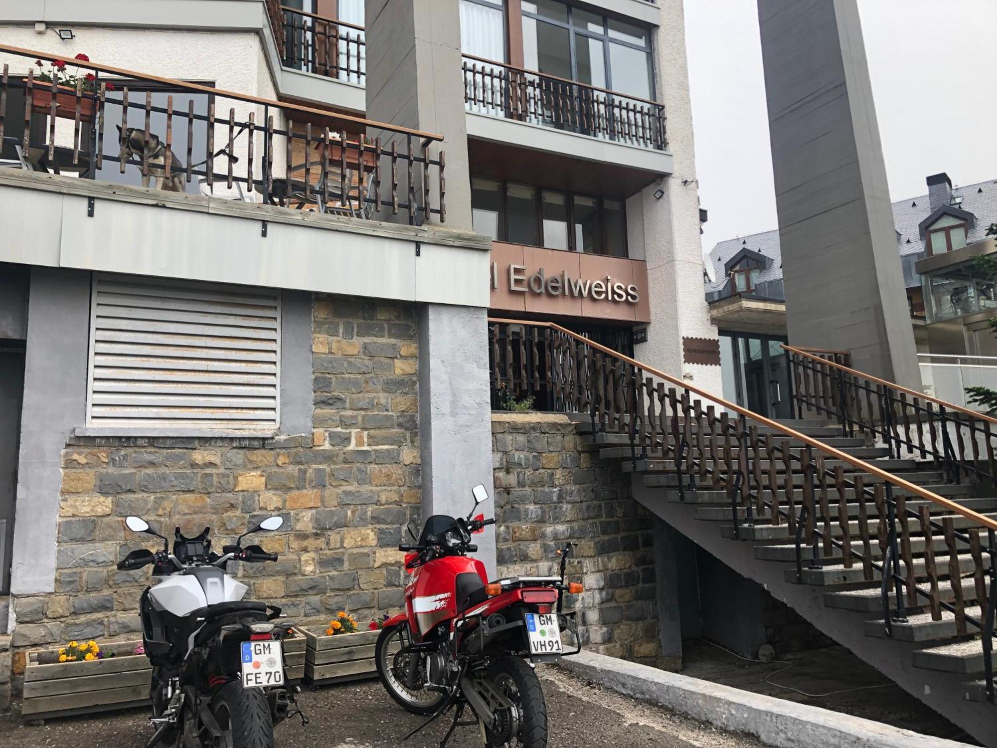 Hotel Edelweiss Candanchu Luaran gambar