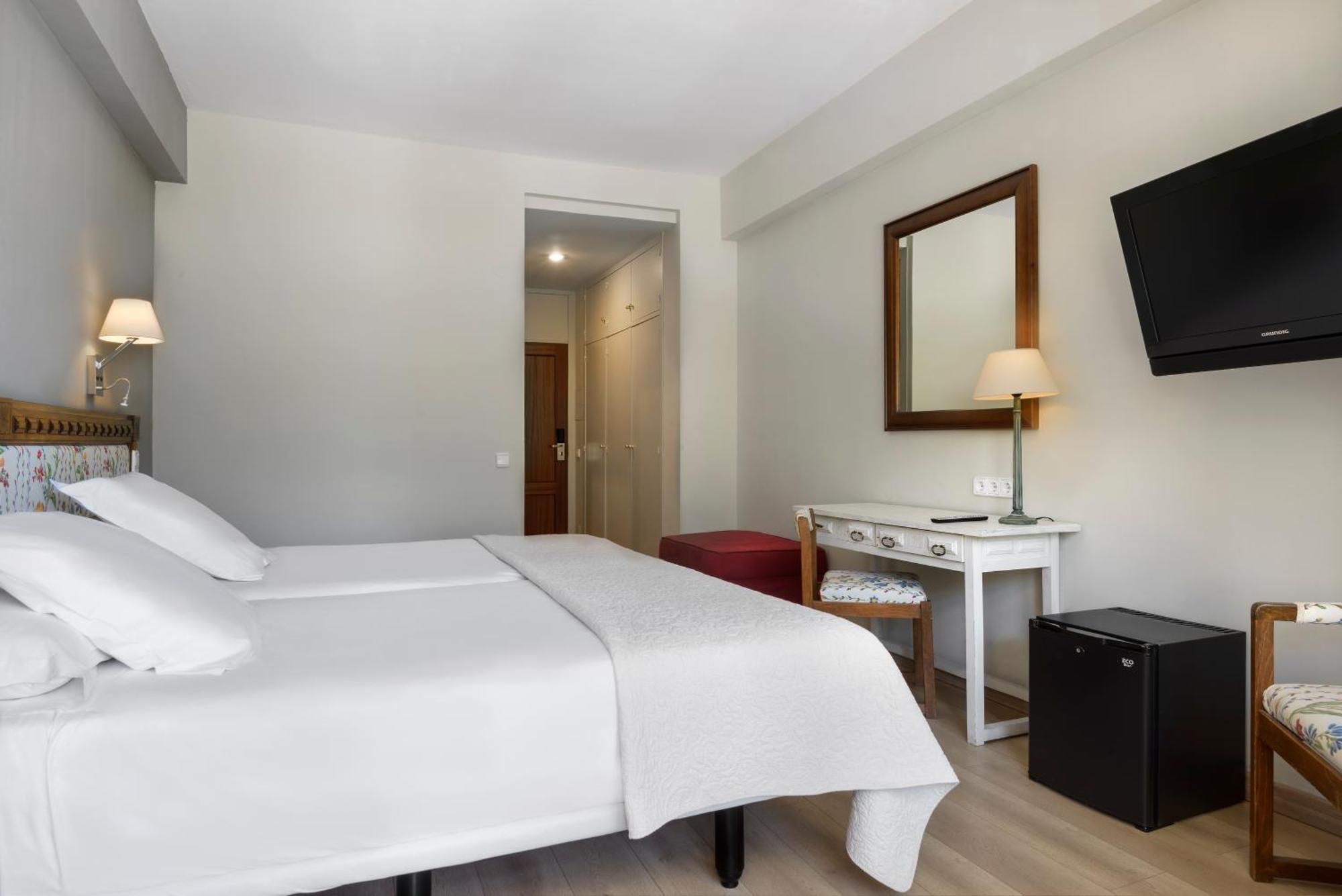 Hotel Edelweiss Candanchu Luaran gambar